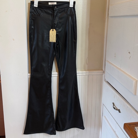 NWT Vibrant M.I.U Elegant Black Flare faux Leather Pants - Picture 5 of 9